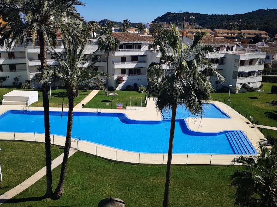 Casa En Urb. Con La Piscina Mas Grande De Javea. Kültér fotó
