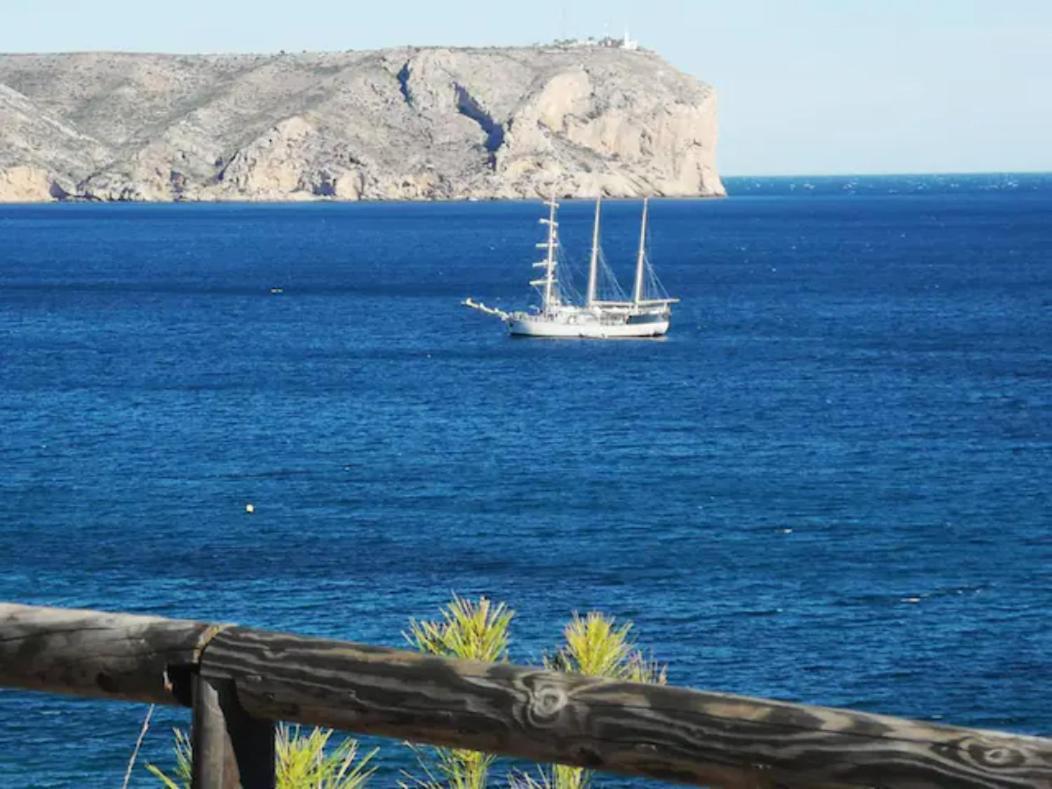 Casa En Urb. Con La Piscina Mas Grande De Javea. Kültér fotó