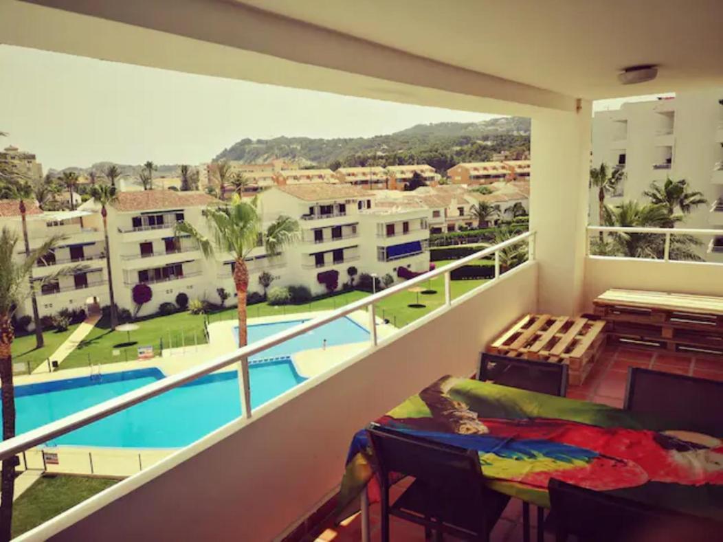 Casa En Urb. Con La Piscina Mas Grande De Javea. Kültér fotó
